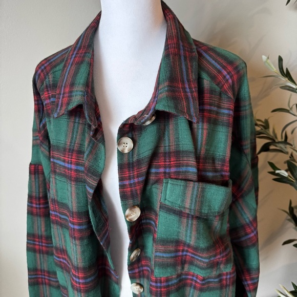 Pink Lily Cozy Button Down Shirt - Picture 2 of 7